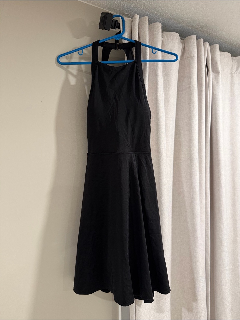 HALARA BLACK EASY PEASY DRESS: NEW